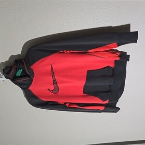 Bright Nike Pullover Sweatshirt size kids L